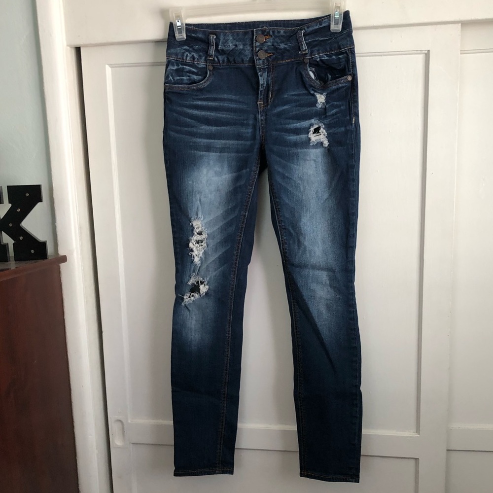 Charlotte Russe refuge destroyed skinny jeans